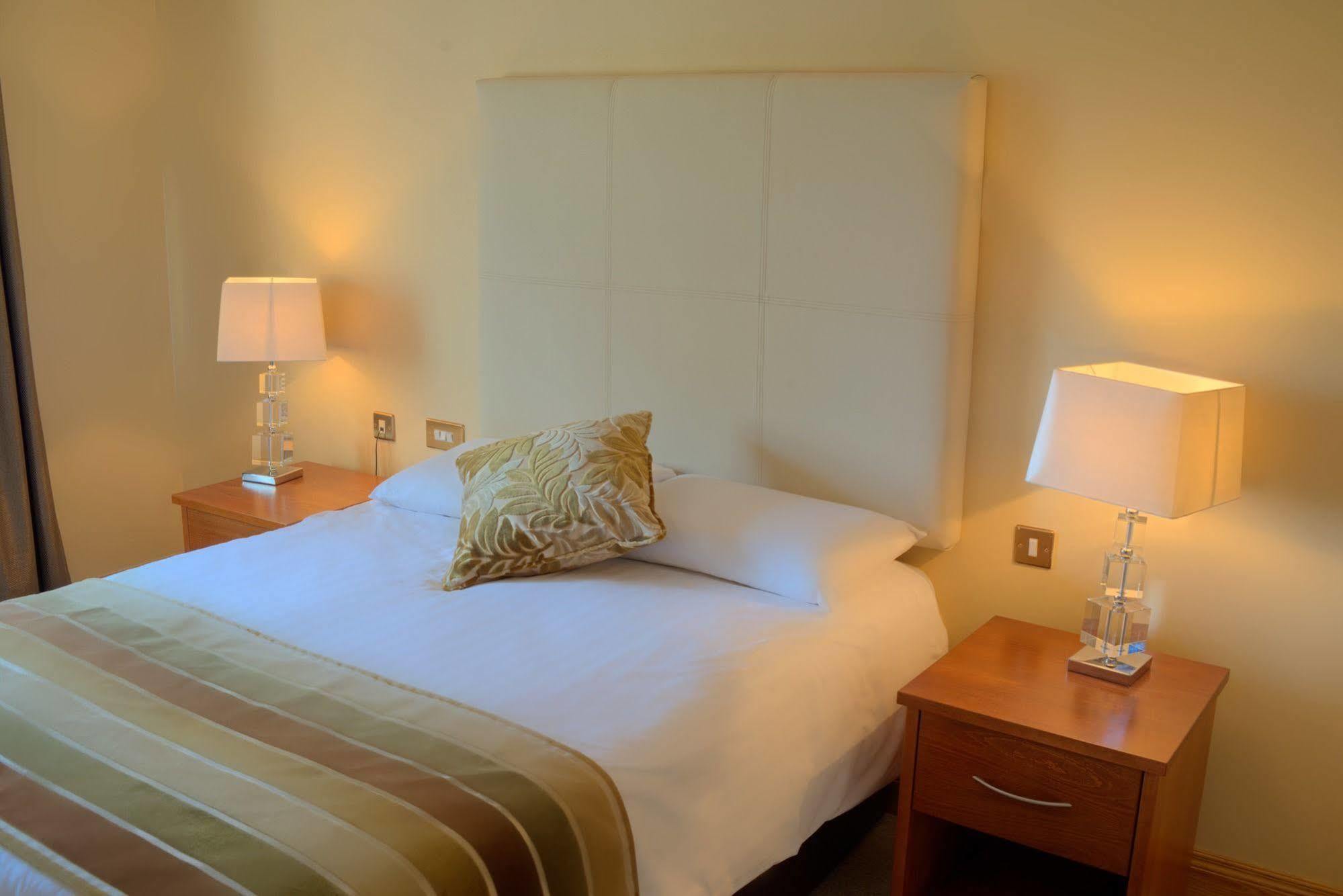 Four Seasons Hotel & Leisure Club Monaghan Ngoại thất bức ảnh